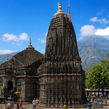 नासिक का धार्मिक एवं पर्यटन महत्व दर्शाता दृश्य